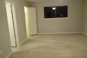 2822 Mesquite Dr, Sugar Land, TX 77479 - Photo 11