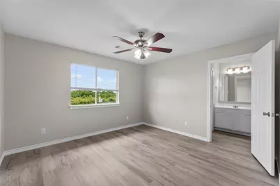 128 Green Isle Avenue, Dickinson, TX 77539 - Photo 13