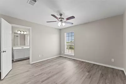 128 Green Isle Avenue, Dickinson, TX 77539 - Photo 17