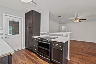 5208 Cunningham Dr, Pearland, TX 77581 - Photo 11