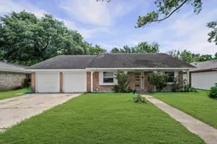 10935 Silkwood Dr, Houston, TX 77031 - Photo 1