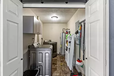 3201 Avenue F, Dickinson, TX 77539 - Photo 13