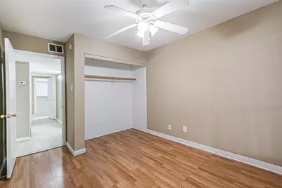6633 W Airport Boulevard #807, Houston, TX 77035 - Photo 17