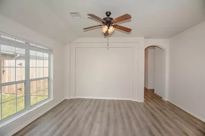 876 Schooner Cove Lane, League City, TX 77573 - Photo 5