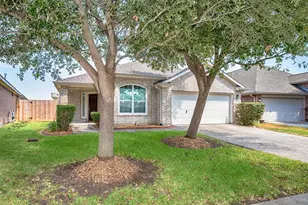 876 Schooner Cove Ln, League City, TX 77573 - Photo 1