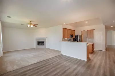 876 Schooner Cove Lane, League City, TX 77573 - Photo 7