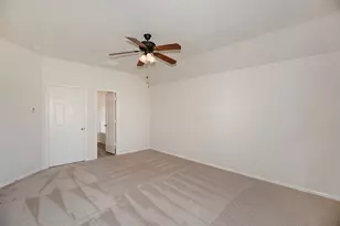 876 Schooner Cove Ln, League City, TX 77573 - Photo 19