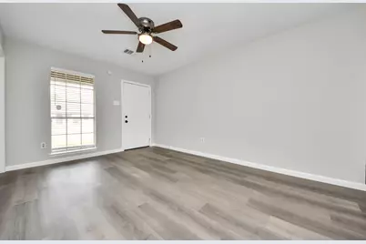 4114 Fairgreen Lane, Houston, TX 77047 - Photo 11