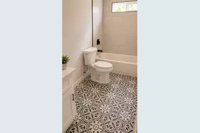 5106 Pershing Street, Houston, TX 77033 - Photo 5