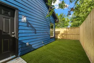 5106 Pershing A B St, Houston, TX 77033 - Photo 23