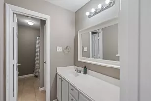 5127 Chase Park Cir, Bacliff, TX 77518 - Photo 27