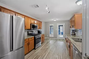 5127 Chase Park Cir, Bacliff, TX 77518 - Photo 21