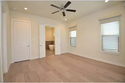 2616 Riverside Drive #J, Houston, TX 77004 - Photo 7