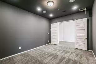 1830 Iron Lake Ln, Richmond, TX 77469 - Photo 11