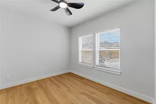 5420 Elysian St, Houston, TX 77009 - Photo 9