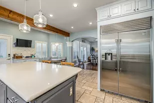 4107 Avalon Ln, Baytown, TX 77521 - Photo 13