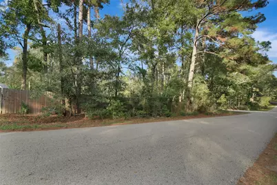 1112 Columbia River Drive, Conroe, TX 77316 - Photo 5