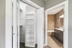 146 Dawns Edge Dr, Conroe, TX 77356 - Photo 21