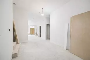 1423 Gardenia Dr, Houston, TX 77018 - Photo 3