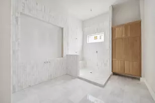 1423 Gardenia Dr, Houston, TX 77018 - Photo 17