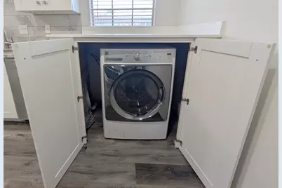 2101 Fountain View Drive #76, Houston, TX 77057 - Photo 3