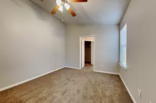 4631 Croker Ridge Rd, Houston, TX 77053 - Photo 9