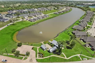 110 Water Grass Trl, Clute, TX 77531 - Photo 37