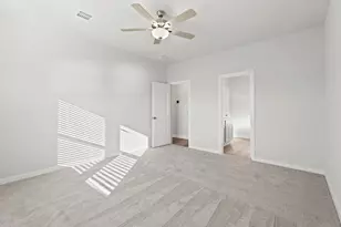 110 Water Grass Trl, Clute, TX 77531 - Photo 11