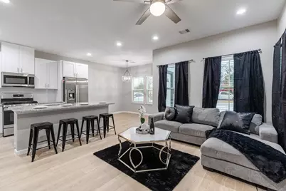 4661 Clover Street #A, Houston, TX 77051 - Photo 9