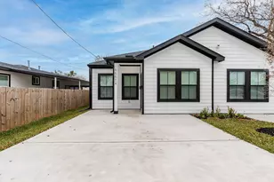 4661 Clover St, Houston, TX 77051 - Photo 1