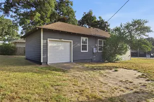 1306 S Austin, Brenham, TX 77833 - Photo 15