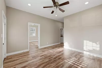 1306 S Austin, Brenham, TX 77833 - Photo 3