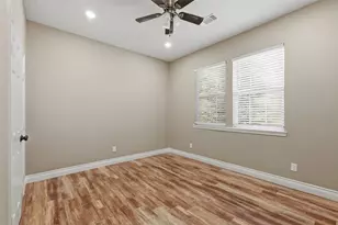 1306 S Austin, Brenham, TX 77833 - Photo 9