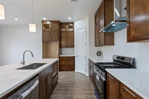 201 W Ellaine Ave, Pasadena, TX 77506 - Photo 9