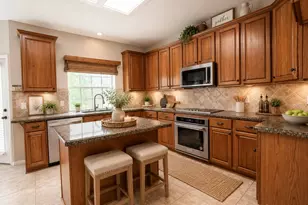 2010 Claire Ct, Sugar Land, TX 77478 - Photo 15