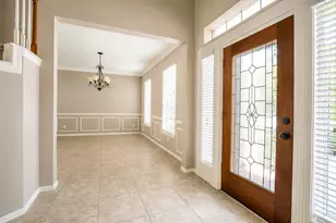 2010 Claire Ct, Sugar Land, TX 77478 - Photo 5