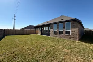 8319 Holly Blue Dr, Rosharon, TX 77583 - Photo 3