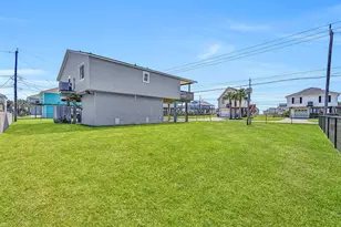 21600 Zachary Dr, Galveston, TX 77554 - Photo 35