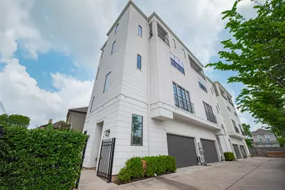 4318 E Center Street, Houston, TX 77007 - Photo 1