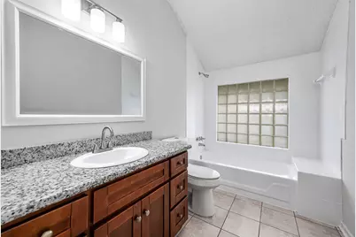11014 Landsbury Court, Houston, TX 77099 - Photo 17