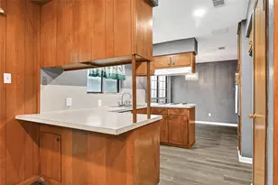 1712 Redwood Cir, Alvin, TX 77511 - Photo 9