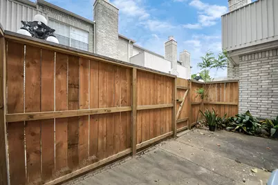 3800 Tanglewilde Street #503, Houston, TX 77063 - Photo 25