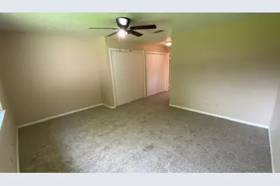 16447 Brookford Drive, Houston, TX 77059 - Photo 19