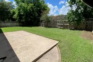 16447 Brookford Dr, Houston, TX 77059 - Photo 23