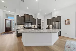 13226 James Terrace Ln, Houston, TX 77059 - Photo 11