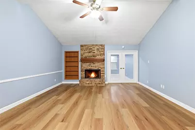 6009 Leafwood Circle, League City, TX 77573 - Photo 9