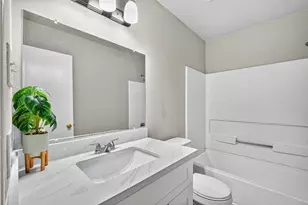 9711 Sutton Meadows Ct, Houston, TX 77086 - Photo 23