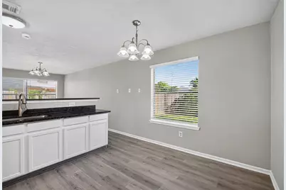 9711 Sutton Meadows Court, Houston, TX 77086 - Photo 11