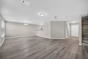 9711 Sutton Meadows Ct, Houston, TX 77086 - Photo 7