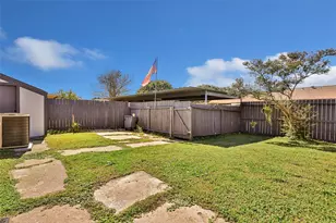 10734 Bexley Dr, Houston, TX 77099 - Photo 15